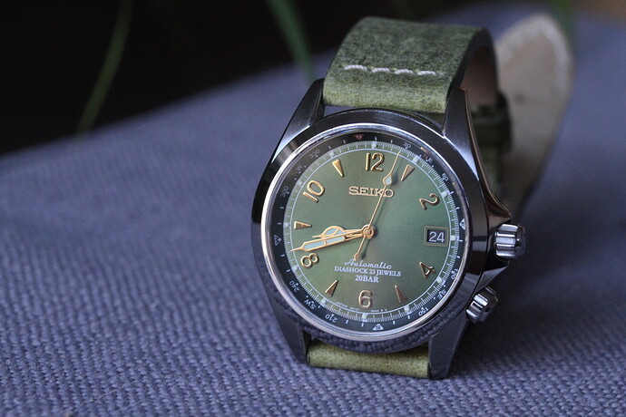 30F853E5-D832-440E-BA16-DFF1BFE2DC20_1_105_c