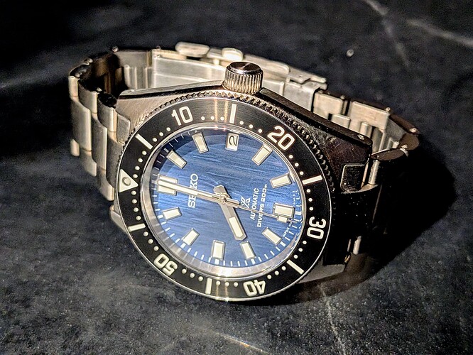 PXL_20251102_190033529