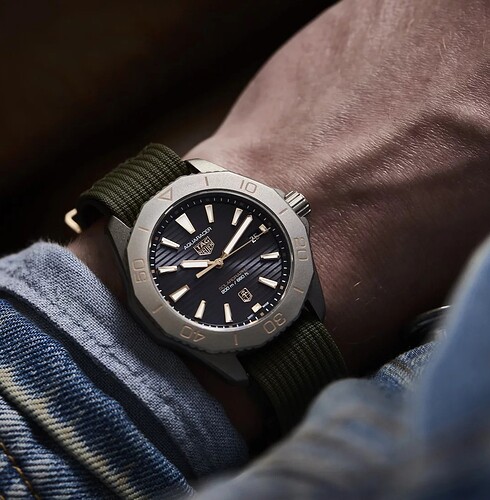 TAG-heuer-Aquaracer-solargraph-time-tide-sundowner-1.jpg