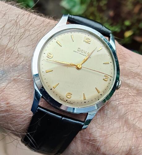 DOXA  Oversize cal. 1147  1955