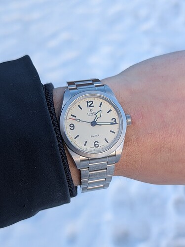 PXL_20260104_121623422.PORTRAIT