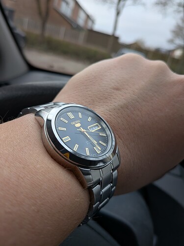 PXL_20260317_162910672.MACRO_FOCUS