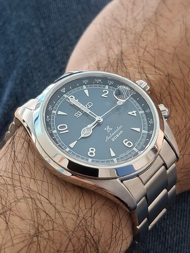 1771747387395364989983881318750