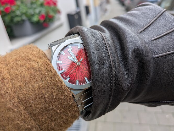 PXL_20251202_095829571