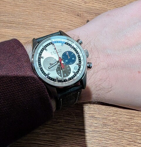 PXL_20251214_193236796~2