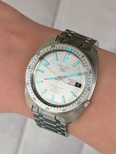 PXL_20260104_070940277~2