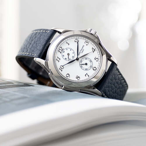 W-2222PatekPhilippeCalatravaTravelTime5134WhiteGoldBreguetNumerals_001_1x1_0746129b-b217-4228-8852-5f54b18717c6