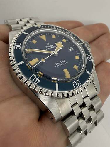 my-new-thorn-t23-on-a-jubilee-bracelet-v0-wub3erd0qdyf1