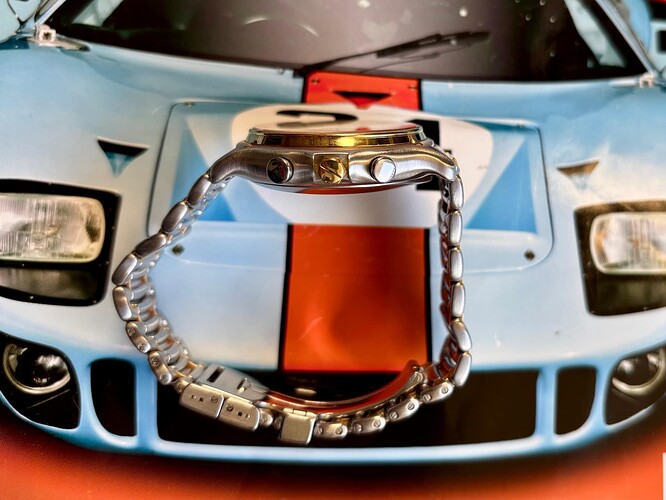 b58f165d-6a42-427a-a7d8-970072cfb574