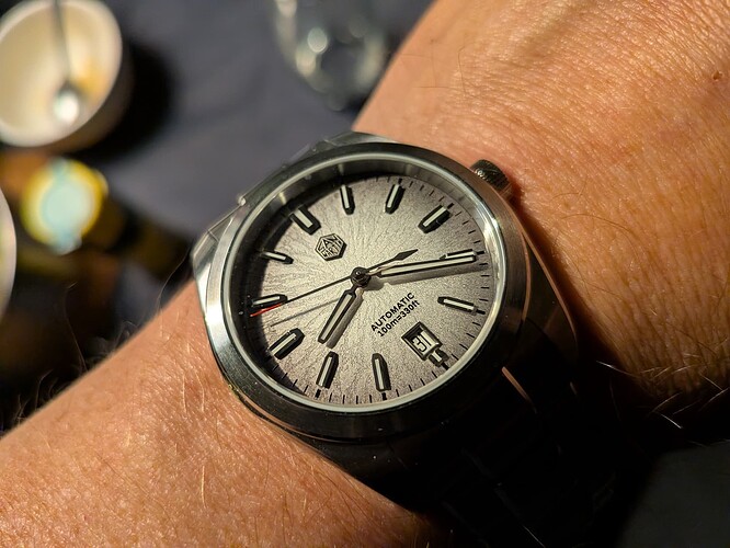 PXL_20251201_192052122.MACRO_FOCUS