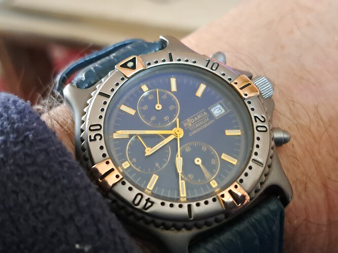 17621561724482304366269115556999