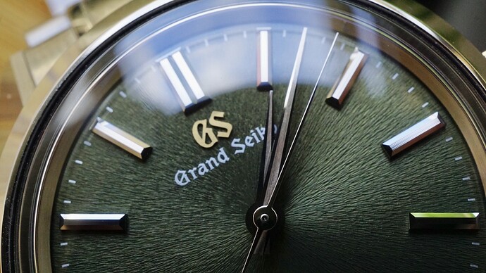 8F1BA3FC-6DDD-4495-B29E-6DFA95E4A64E_1_105_c