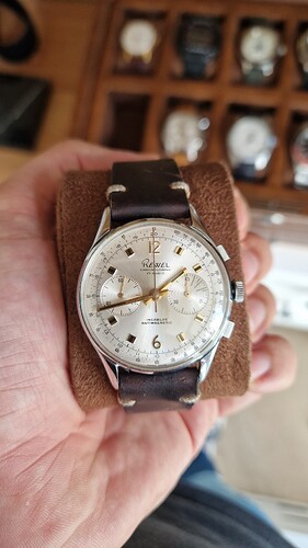 1758461048233835320967520739737