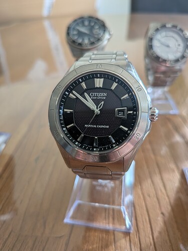 PXL_20251102_085122646.MACRO_FOCUS