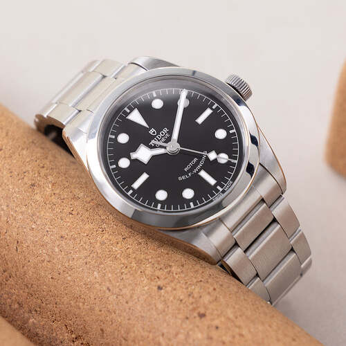 W-2848EnicarSherpadivetteDivewatch_150-2_1x1_d85cb187-76f1-491f-bb00-2669002ea96d