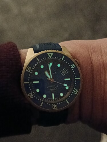 17703286575086589716735732809024