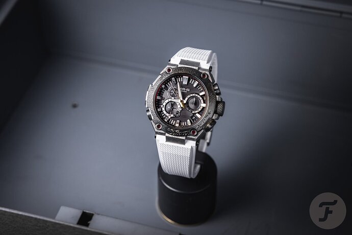 Casio-G-Shock-MR-G-Shougeki-Maru-White-Samurai-1-1536x1025-756340239