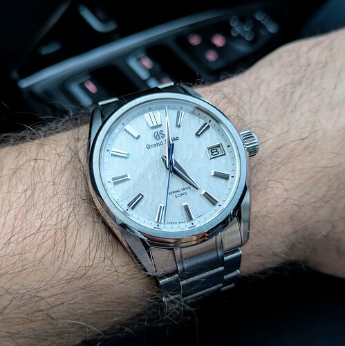 PXL_20251108_160241238~2