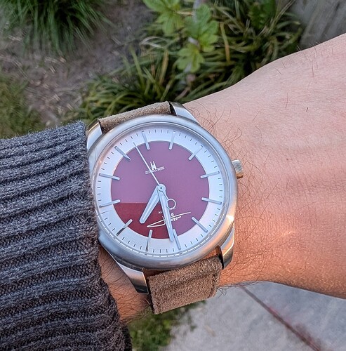 PXL_20260428_173452094.MP~2