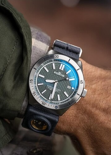 Screenshot_20251129_182431_Instagram