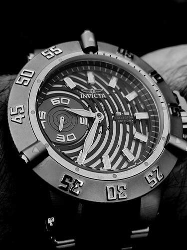 BlackWhite_2026-10-03_22-22-48-760