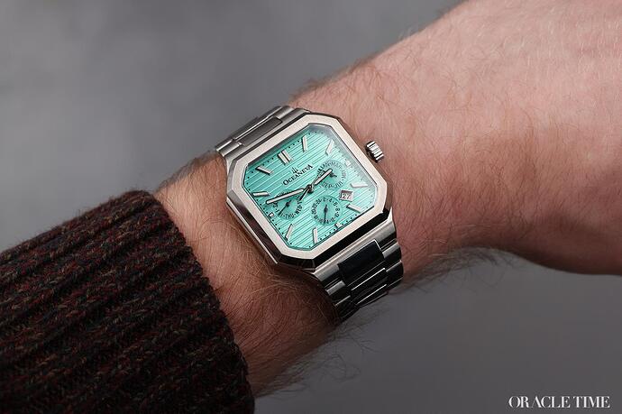 Oceaneva-Mens-Tenuis-Automatic-Calendar-Thin-Watch-Teal-Dial-3