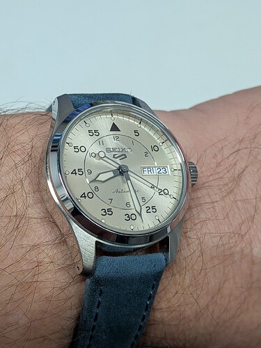 PXL_20260123_072816930