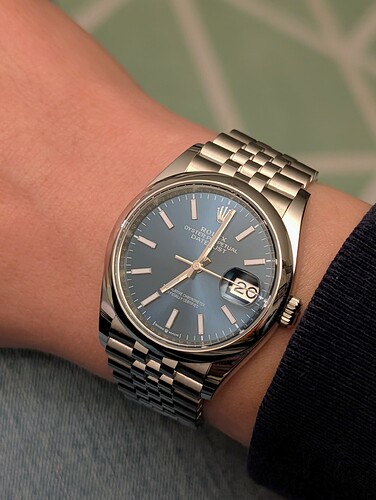 PXL_20251020_050104401~2