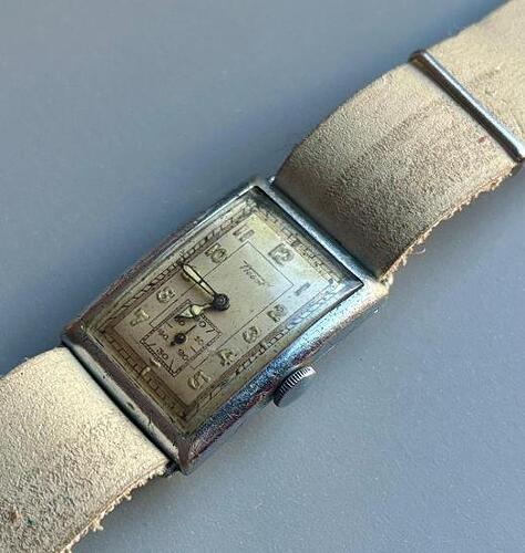 17655713175902148438324201595559