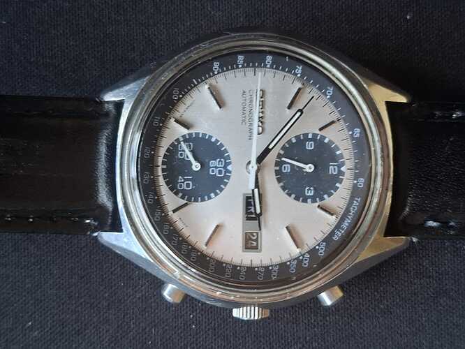 Seiko 6831 8020