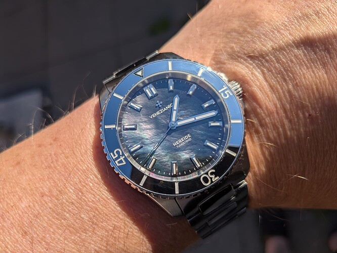 PXL_20251107_121734095.MACRO_FOCUS