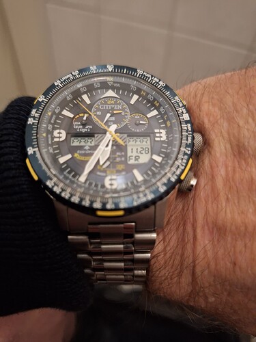 17643080799218296308037141992545