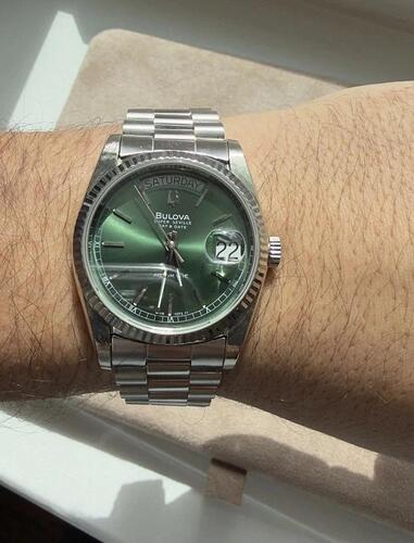 MINT Vintage BULOVA Super Seville DayDate Green Sunburst 4410101 Automatic Watch