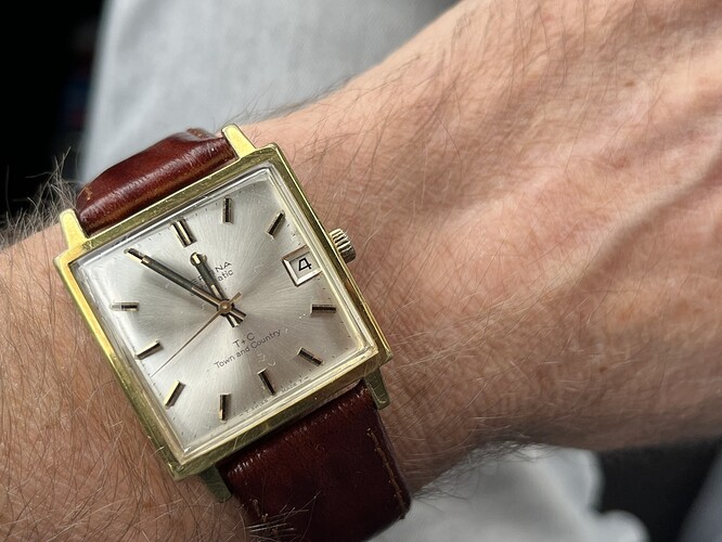 6C09DC83-F8F0-4F25-8C30-B0BC9D1277D3_1_105_c