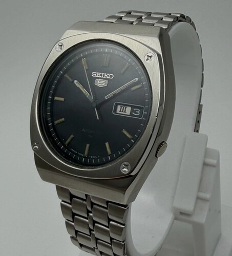 Screenshot_2025-12-16-21-21-54-76_87e9f4426582de1d1ef01bce57e33a1a