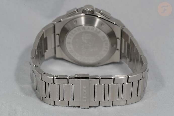 Wempe-Iron-Walker-Chronograph-watch-bracelet