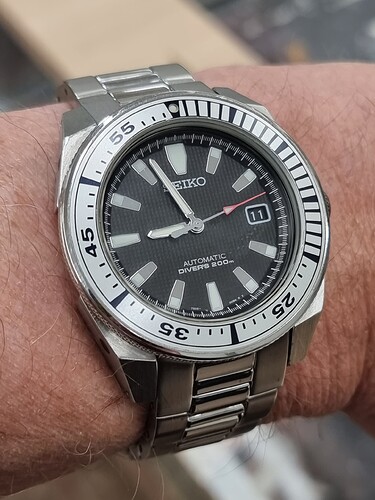 1762847746207496808560466770157