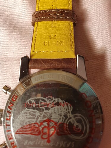 case back met motorrijder