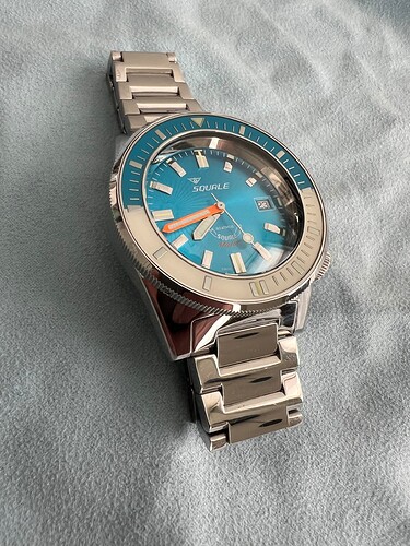 Squale Matic Light Blue op staal