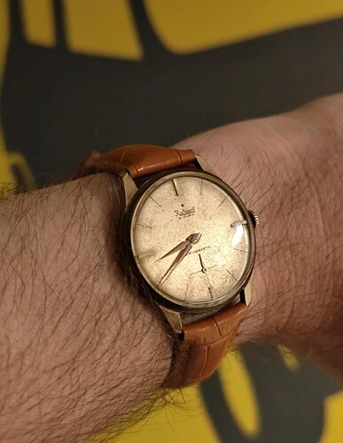 Screenshot_2025-12-22-20-52-03-036_com.watchenterprise.watchcrunch-edit