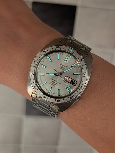 PXL_20251221_070605860