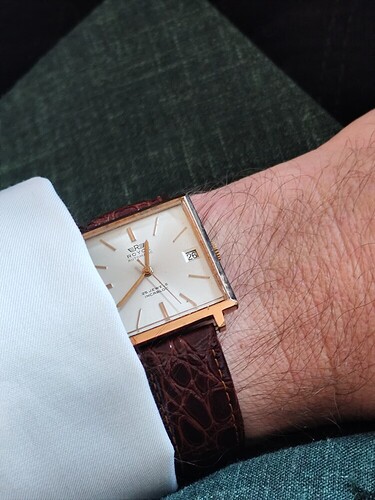 9ae06f90da2a69b024f3150a0260bb0fc5802042_2_750x1000