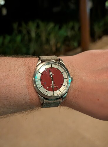 PXL_20251118_043320032