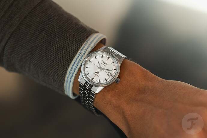 Longines-Ultra-Chron-Classic-11