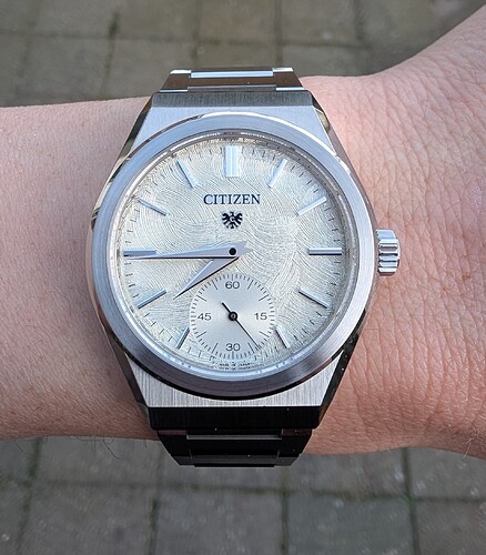 PXL_20260405_174425499_1