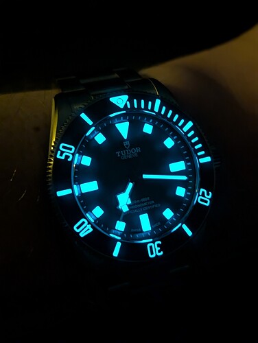 PXL_20251028_181736411.PORTRAIT