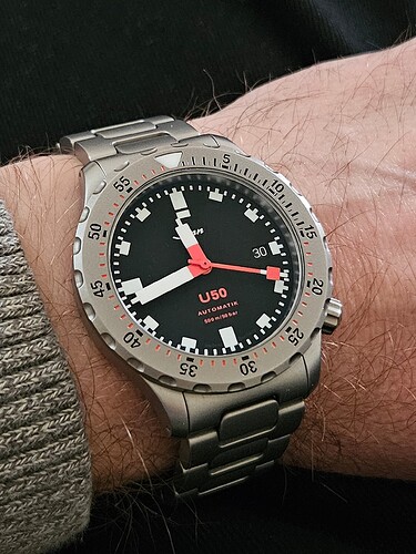 17697697730231261981850379849891