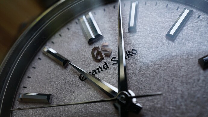 E1912D7A-E30E-41BC-812D-16690384C3A7_1_201_a