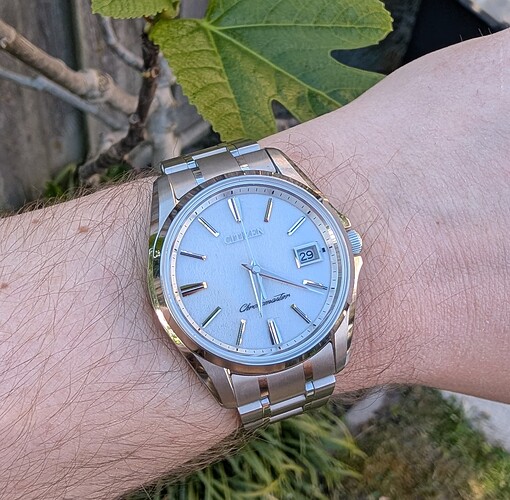 PXL_20260429_162112572.MP~2