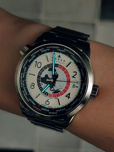 PXL_20251008_045733336~2